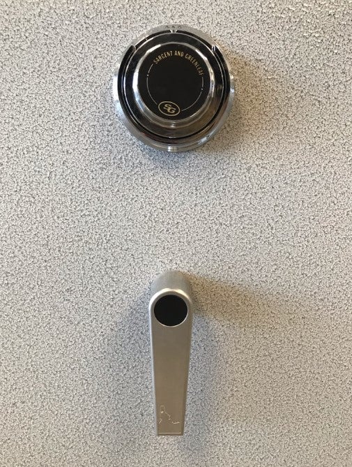 Ironman 3024 1500 Series Small Personal Gun Safe - Image 3